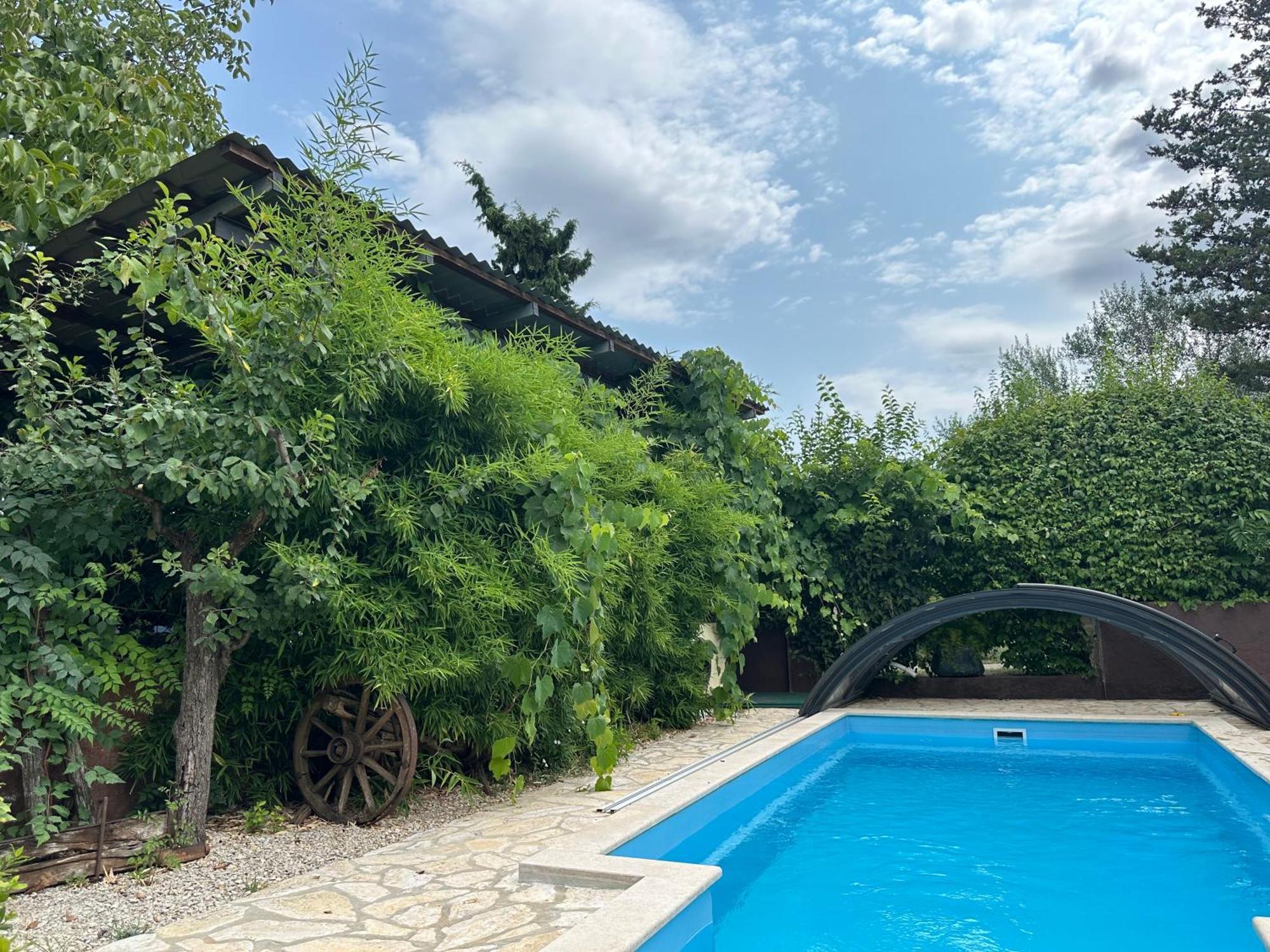 Bokalu With Private Pool Apartment Porec Luaran gambar